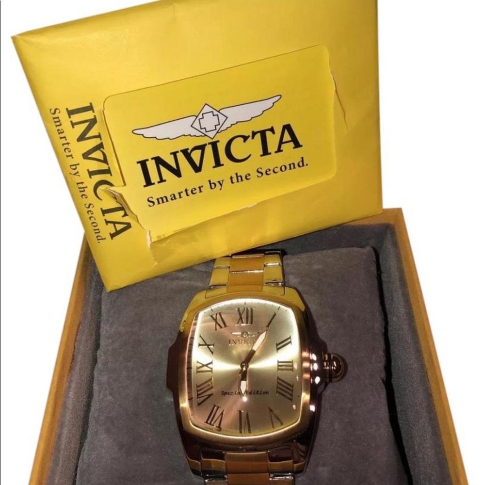 Invicta men’s special edition champagne dial